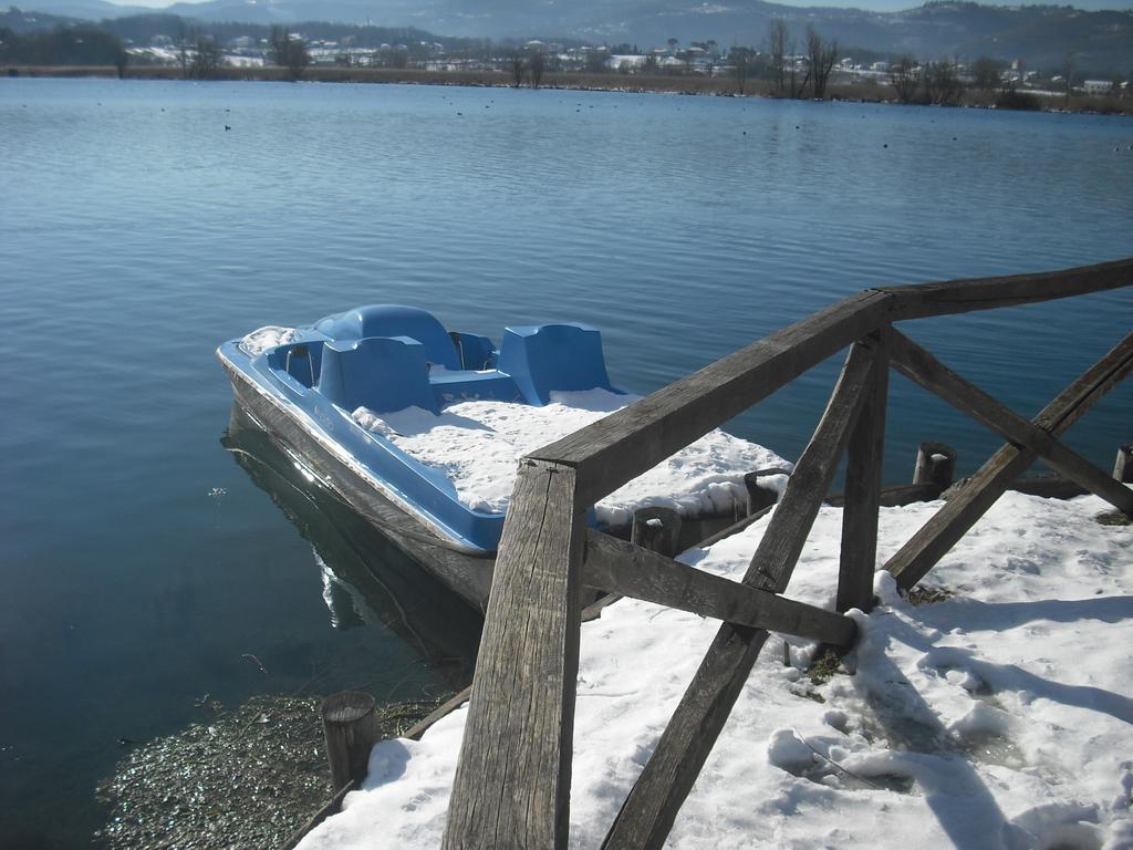 La Casa Sul Lago Posta Fibreno Exterior foto